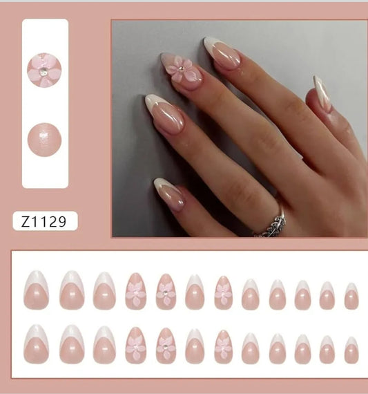 24 قطعة أظافر صناعية قصيرة ومتوسطة الحجم على شكل لوزة، مزينة بأحجار الراين بتصميم زهور بسيط، تغطي كامل الظفر، أظافر اكريليك صناعية لاصقة للنساء، لون أبيض فرنسي،