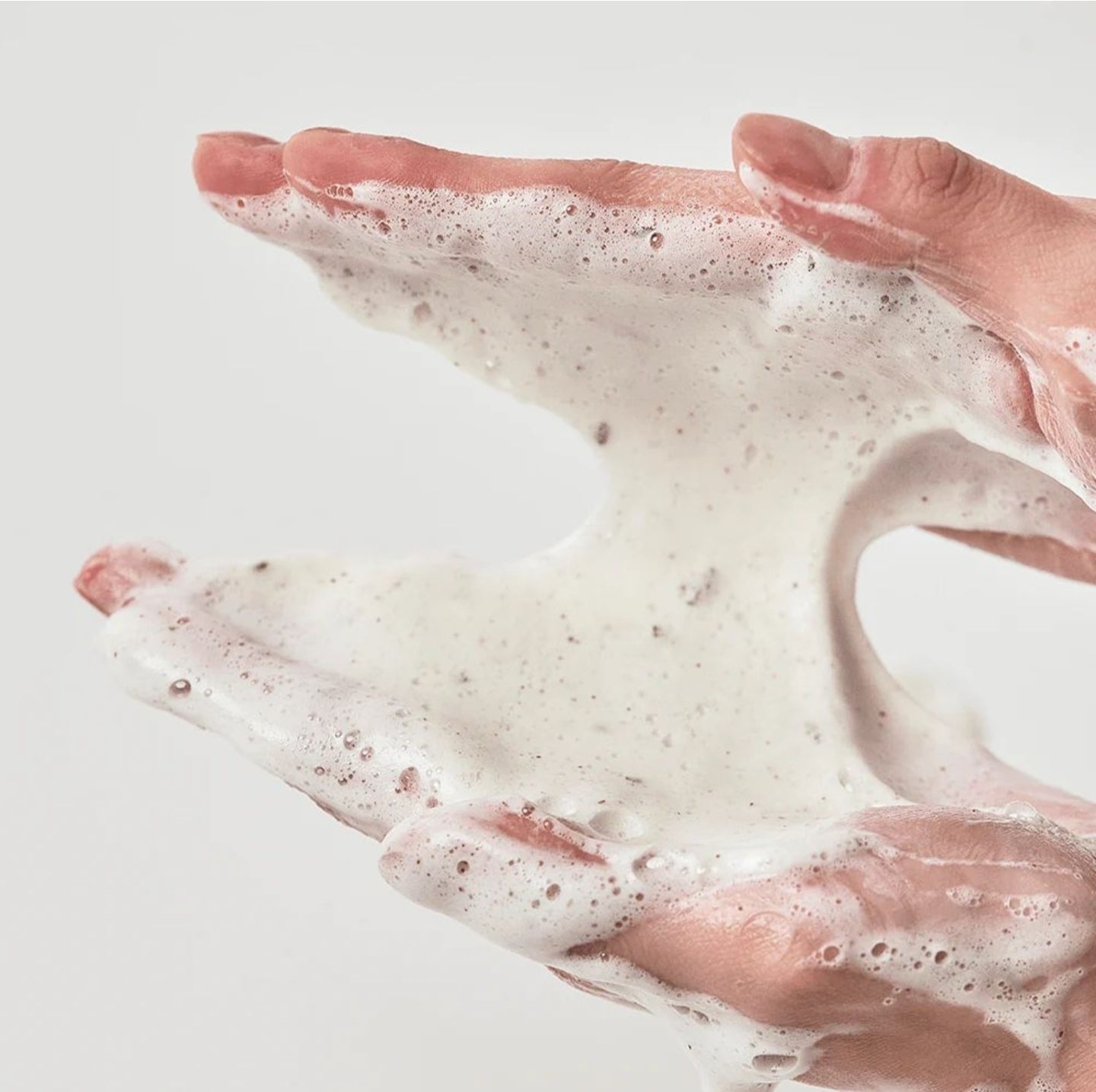 رغوة هارت ليف كيرسيتينول للتنظيف العميق للمسام من أنوا - 150 مل