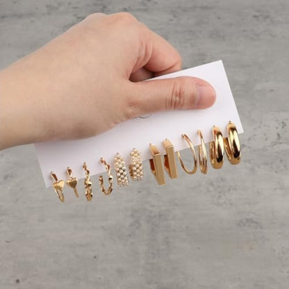 زوج من الأقراط الحلقية الذهبية لؤلؤ كبير حديث وأقراط ملتوية مزينة بشكل جميل لحفلات أعياد الميلاد للنساء، 6 و 24 قطعة